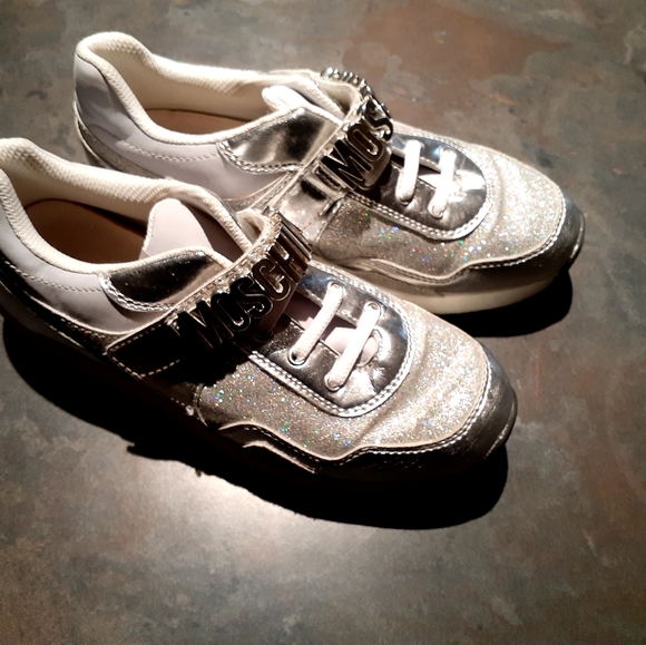 girls moschino shoes